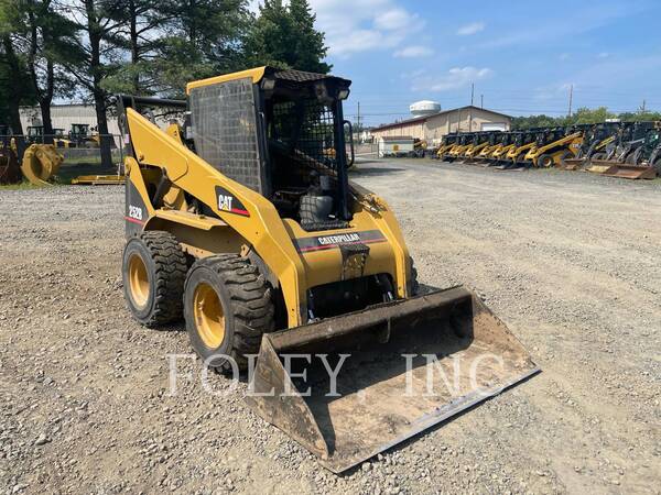 Cat 252B, Skid Steer Loader, 11578 hours, S/N: SCP02851, 2006 - Image 2