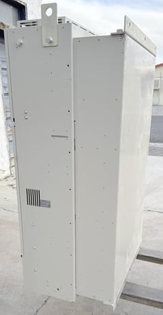 300 HP Yaskawa, CIMR-UU4A0361AUA, frequency drive, 361 amps, 380/500 Volts, Matrix drive - Image 6