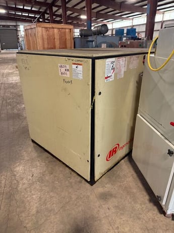 188 cfm, 115 psig, Ingersoll-Rand #SSR-UP6-40-115, rotary screw air compressor, 40 HP, 3729 RPM, 460 V. - Image 6