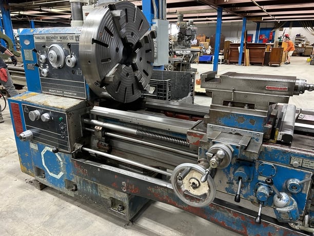 34" x 160" Mazak #HD34, engine lathe, 25" swing over cross slide, inch/metric, 4-jaw 31.5" chuck, 20 HP, 1982 - Image 4