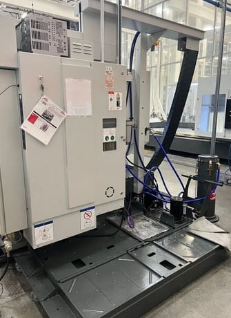 Haas #GM-2, CNC gantry machining center, 145" X Travel, 87.5" Y Travel, 22" Z, 8100 RPM, 31 automatic tool - Image 5