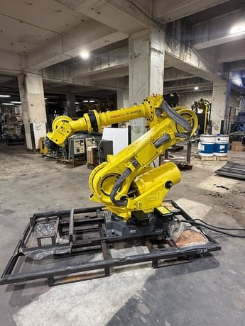 Fanuc, R-2000iB/210F, Robot with R-30iA Controller (2 available) - Image 2