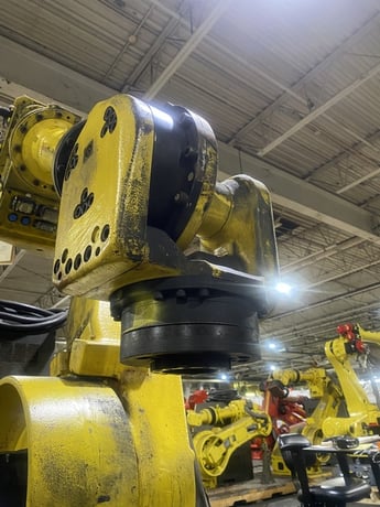 Fanuc, R-2000iA/200F, robot with RJ3iB controls, parts only - Image 4