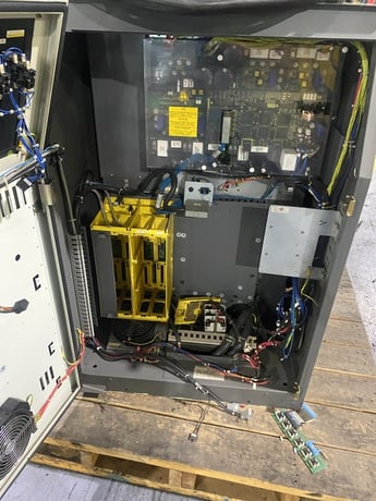 Fanuc, R-2000iA/200T, robot with RJ3iB controls, parts only - Image 8