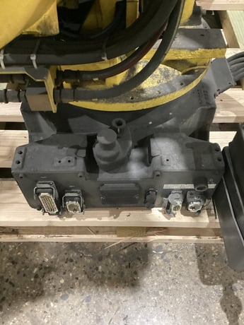 Fanuc, R-2000iB/210F, robot with R-30iB controls - Image 10