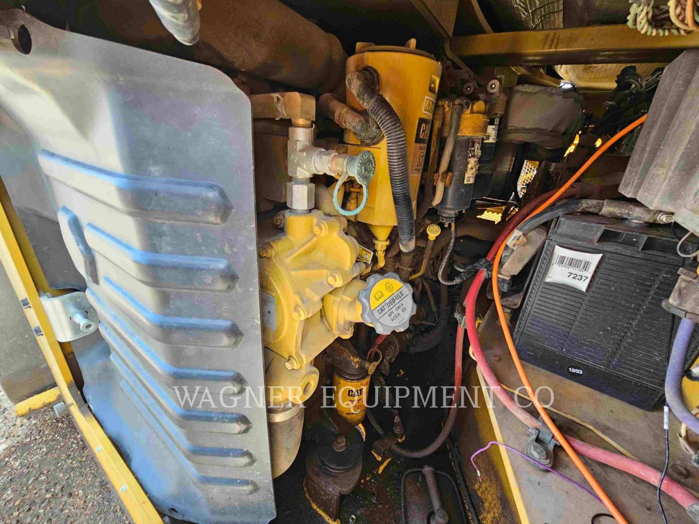 Caterpillar CB16, Asphalt Paver, 4159 hours, S/N: HP500145, 2021 - Image 7