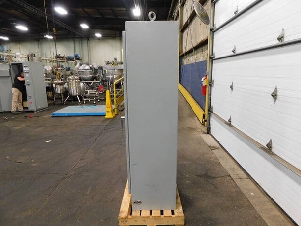 400 Amp. General Electric, AQU1424RCX A-Series II, panelboard, 120/240 Volts, 1 phase - Image 5