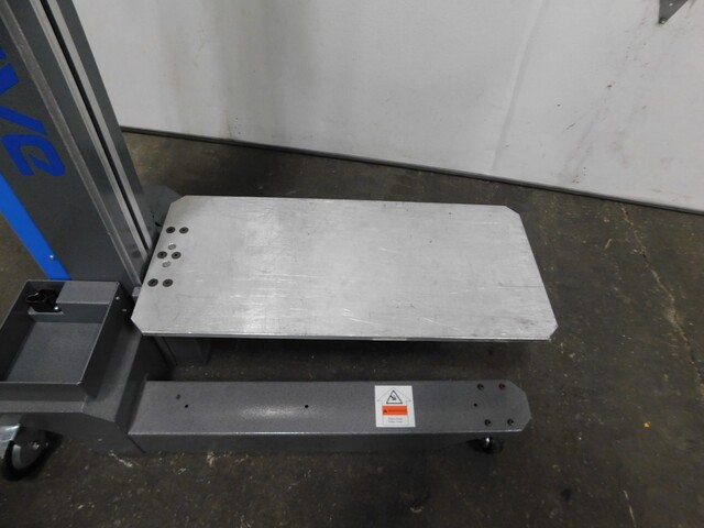 200 lb. Innovative #SL200, single lift - Image 10