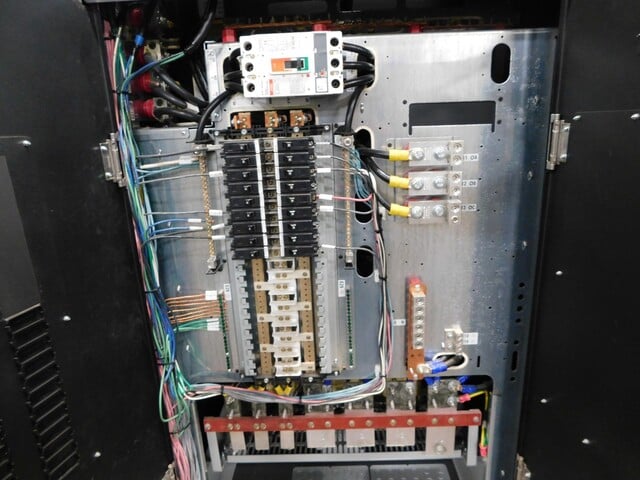 20.0 KVA Eaton 9390-40, uninterruptible power supplies, IDC & battery cabinet, IDC40, 1085, 480 Volts - Image 9