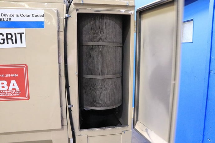 28" width x 36" D x 30" H Media Blast #N200-3030, abrasive sand blast cabinet, cyclone sipon, 2020 - Image 5