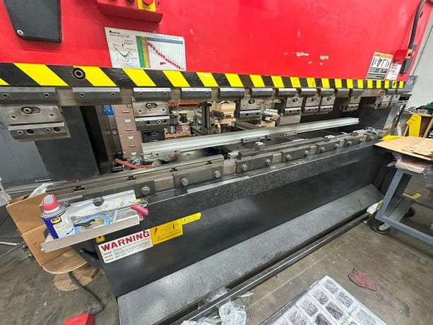 110 Ton, Amada #RG-100, CNC press brake, 9.8' overall, 100" between housing, 3.9" stroke, 15.75" throat - Image 2