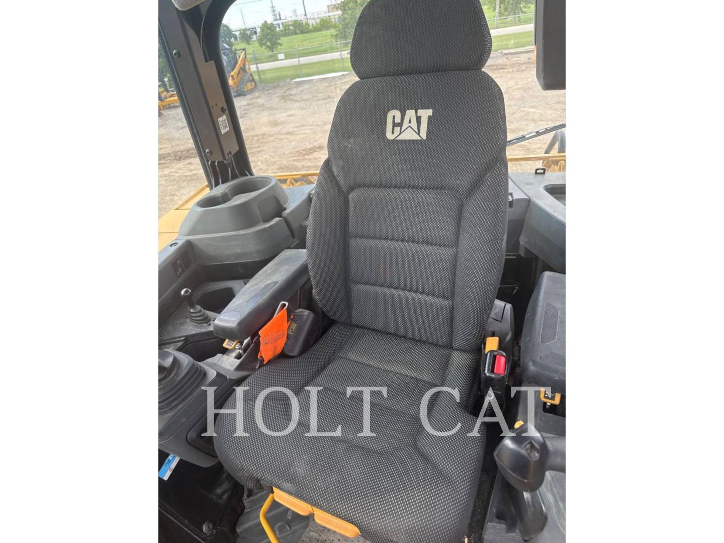 Caterpillar D6, 1776 hours, S/N: SG601150, 2024 - Image 8