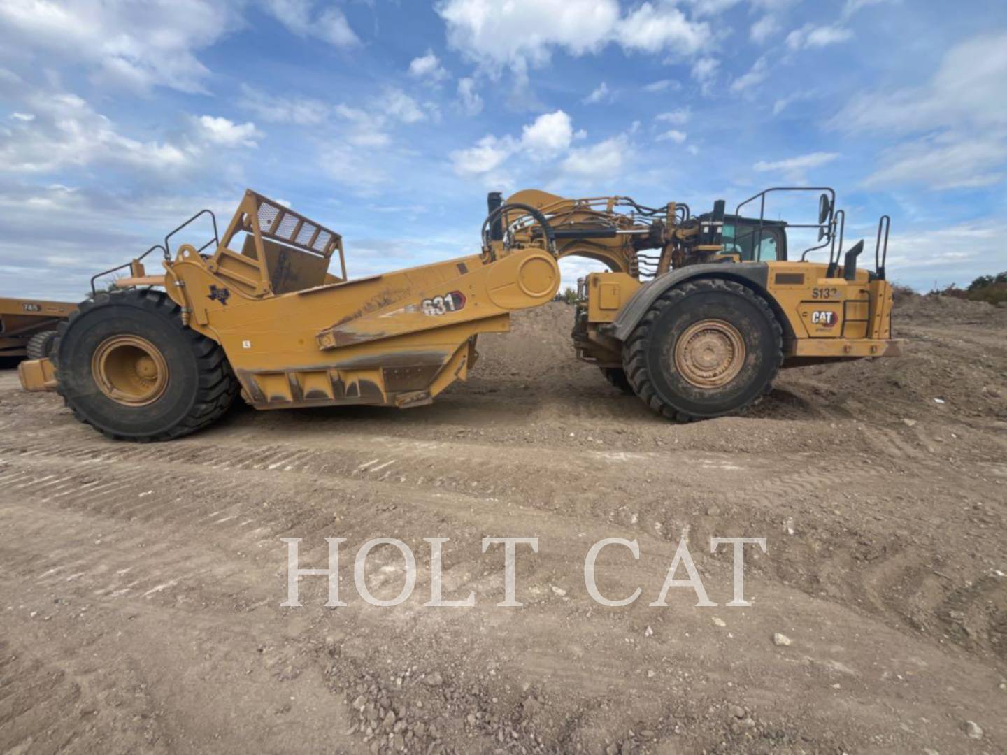 Caterpillar 631, Wheel Tractor Scraper, 1286 hours, S/N: WYM00137, 2024 - Image 2