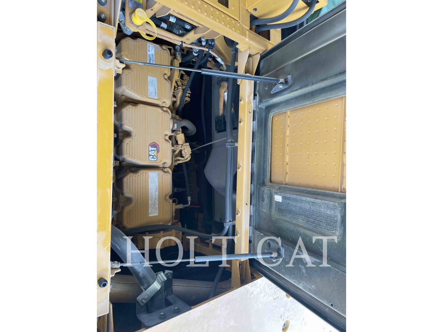 Caterpillar 631, Wheel Tractor Scraper, 1286 hours, S/N: WYM00137, 2024 - Image 7