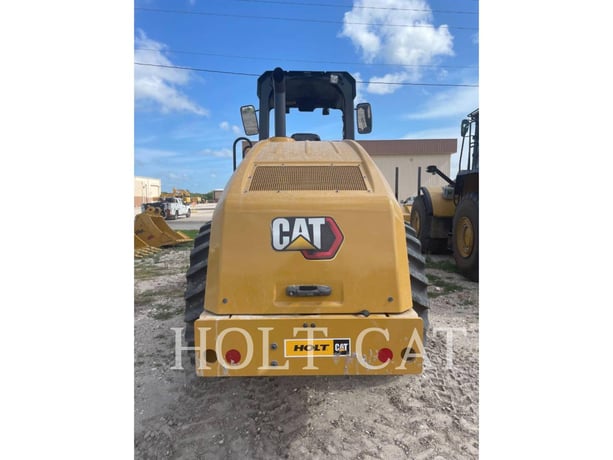 Caterpillar CP56B, Compactor, 274 hours, S/N: P5601277, 2024 - Image 4