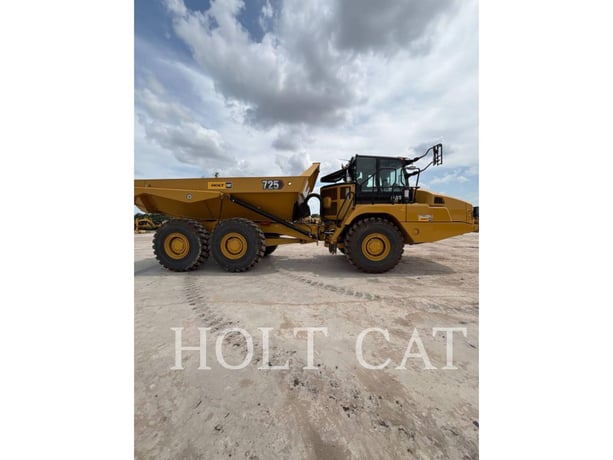 Caterpillar 725, Articulated Truck, 568 hours, S/N: 3T901126, 2024 - Image 2