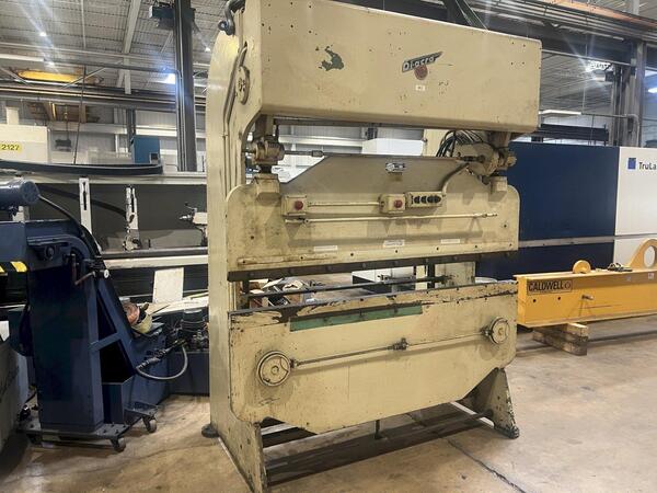 35 Ton, DiAcro #14-72, hydra-mechanical power press brake, 6' overall, 62" between housing, 2" stroke, 1963 - Image 2