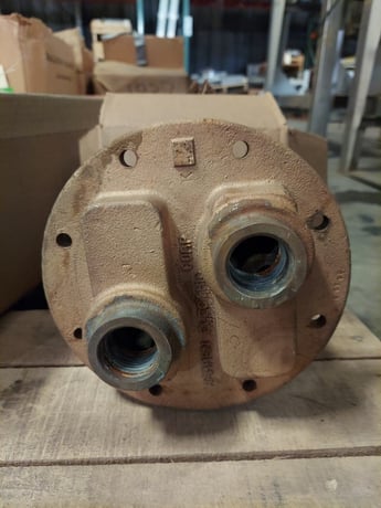 Motion Industries, shell & tube heat exchanger, 1-1/4"threaded inlet/outlet, new surplus - Image 4