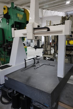 LK coordinate measuring machine, 2002 - Image 4