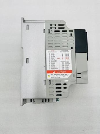 Allen-Bradley Bradley 22F-A011N103 Inverter 1Phase 200-240VAC 2.2KW/3.0HP STOCK 2263 - Image 5