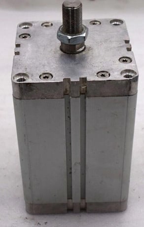 Rexroth 0822398214 hydraulic valve #s-182 - Image 1