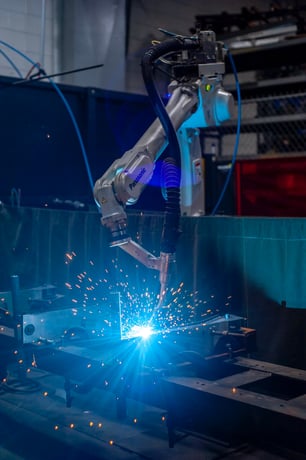 Miller, performarc pa1100ss, Robotic Weld Cell, Panasonic #TA-1900 robot, 13 lb payload, 74.6" reach, Dip - Image 2