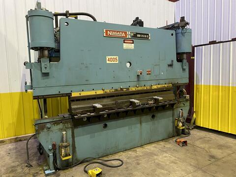 175 Ton, Niagara #HBM-175-10-12, hydraulic press brake, 12' overall, 126" between housing, 10" stroke, 17" - Image 2