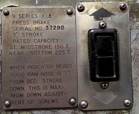 225 Ton, Cincinnati #9-Auto-Cycle, mechanical press brake, 10' overall, 102" between housing, 3" stroke, 8" - Image 3