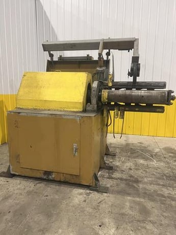20000 lb. Rowe #20030-DSJ, motorized coil reel uncoiler, 30" width, 60" outside dimensions, pneumatic hold - Image 1