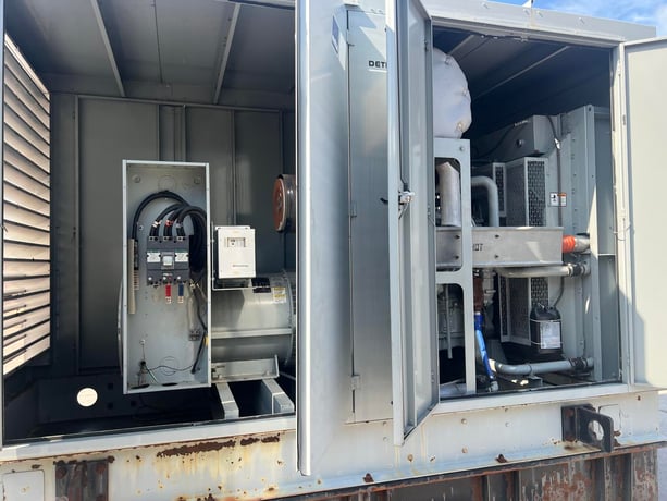 350 KW MTU #Series-60, diesel generator, 14 liter Detroit Diesel engine, with enclosure & base fuel tank - Image 5