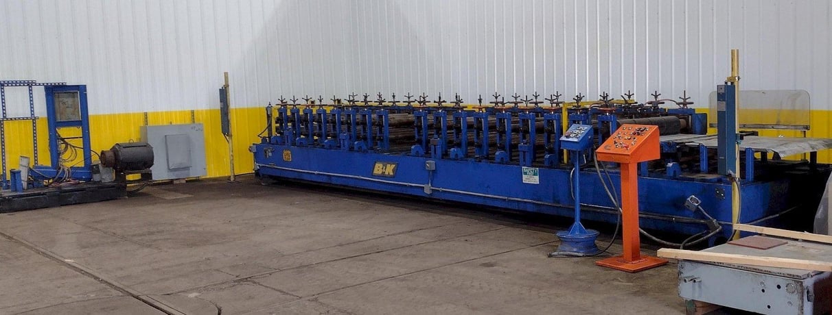 17 Stand, B & K #2B-35, rafted rollformer, 4" arbor, 48" roll space, 16" horizontal centers, 4.5"-9" vertical - Image 4