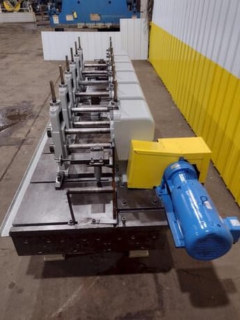 6 Stand, Yoder #M2-1/2, rollformer, 2" arbor, 15" roll space, 18" horizontal centers, 5"-10.25" vertical adj. - Image 6