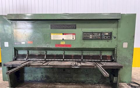 1/2" x 10' Cincinnati #HS500, hydraulic shear, 13 hydraulic holddown, 48" front operated power back gauge - Image 4