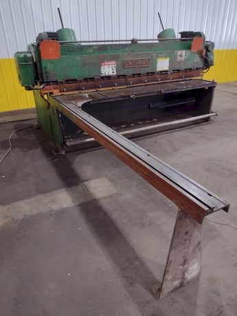 1/4" x 10' Cincinnati #1810, mechanical power squaring shear, 10 holddowns, squaring arm, 24" manual Back - Image 4