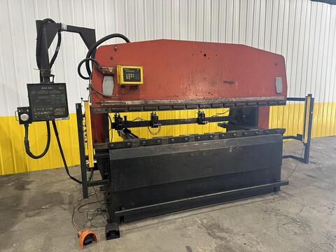 100 Ton, Amada #RG-100, hydraulic press brake, 10' overall, 100.5" between housing, 3.94" stroke, 15.76" - Image 1