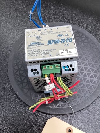 LAMBDA DLP180-24-1/EJ 24VDC DIN RAIL POWER SUPPLY USED - Image 4