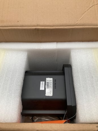 Abb q3hnp02922-1 servo motor w/brake 24.6nm new - Image 2