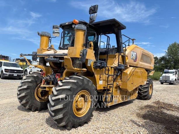 Caterpillar RM600-01, Asphalt Paver, 476 hours, S/N: NAF00110, 2025 - Image 1