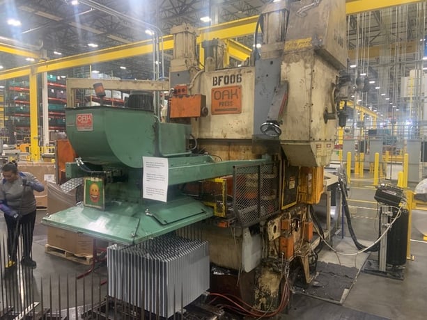 60 Ton, Burr Oak #FP2B-42, 1998 fin press line, 1.5" stroke, 12" Shut Height, 42' x 34" bed area, 133-350 - Image 4