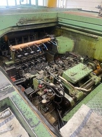 Sakamura #BPF-540, 6 station, 5 die parts former with universal transfer, air clutch & brake, 1989 - Image 8