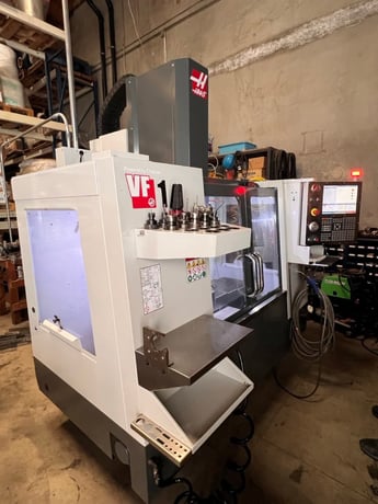 Haas #VF-1, vertical machining center, 20" X, 16" Y, 20" Z, 14" x 26" table, 8100 RPM, 30 HP, 20 tool, Haas - Image 1