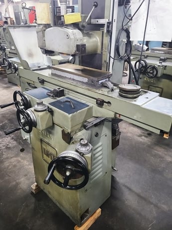 6" x 18" Mitsui #MSG-205MH, hand feed surface grinder, fine pole permanent magnetic chuck, 1 shot lube - Image 3
