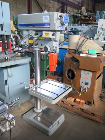 20 Clausing #2275, Drill Press, 1.5 HP, 208-230/460 V., 3ph, variable speed, 19.5" x 22" table, - Image 1