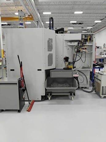Hermle #C30U, 5-Axis machining center, 25.6" X, 23.6" Y, 19.7" Z, 20-18000 RPM, 20 HP, 75 automatic tool - Image 7