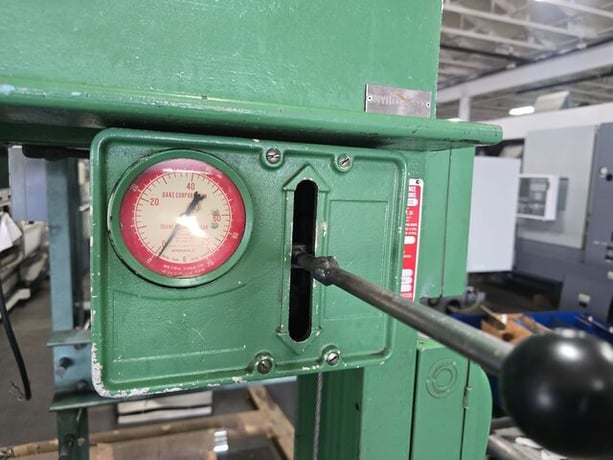 75 Ton, Dake #908075, Electric-Hydraulic H-Frame Press, 2 HP, 10" stroke, 44" between housing, 33" daylight - Image 2