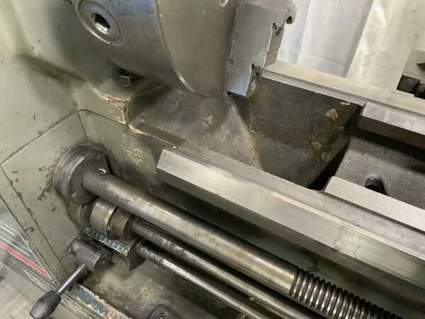15" x 40" South Bend #400, engine lathe, 8.6" swing over cross slide, 4-jaw chuck, thread dial, 3 HP - Image 5