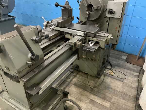 15" x 40" South Bend #400, engine lathe, 8.6" swing over cross slide, 4-jaw chuck, thread dial, 3 HP - Image 10