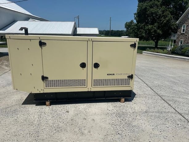 40 KW Kohler, Nat Gas LP Generator, 1PH, 120/240 Volts, 1083 hours, 2012 - Image 1