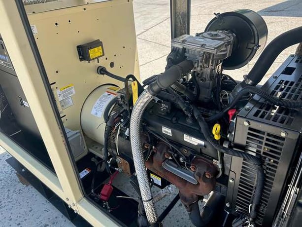 40 KW Kohler, Nat Gas LP Generator, 1PH, 120/240 Volts, 1083 hours, 2012 - Image 7