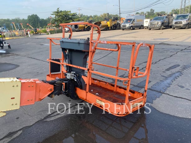 Jlg Industries, Inc. 600S, Articulated Boom Lift, 1628 hours, S/N: 0300197728, 2015 - Image 4